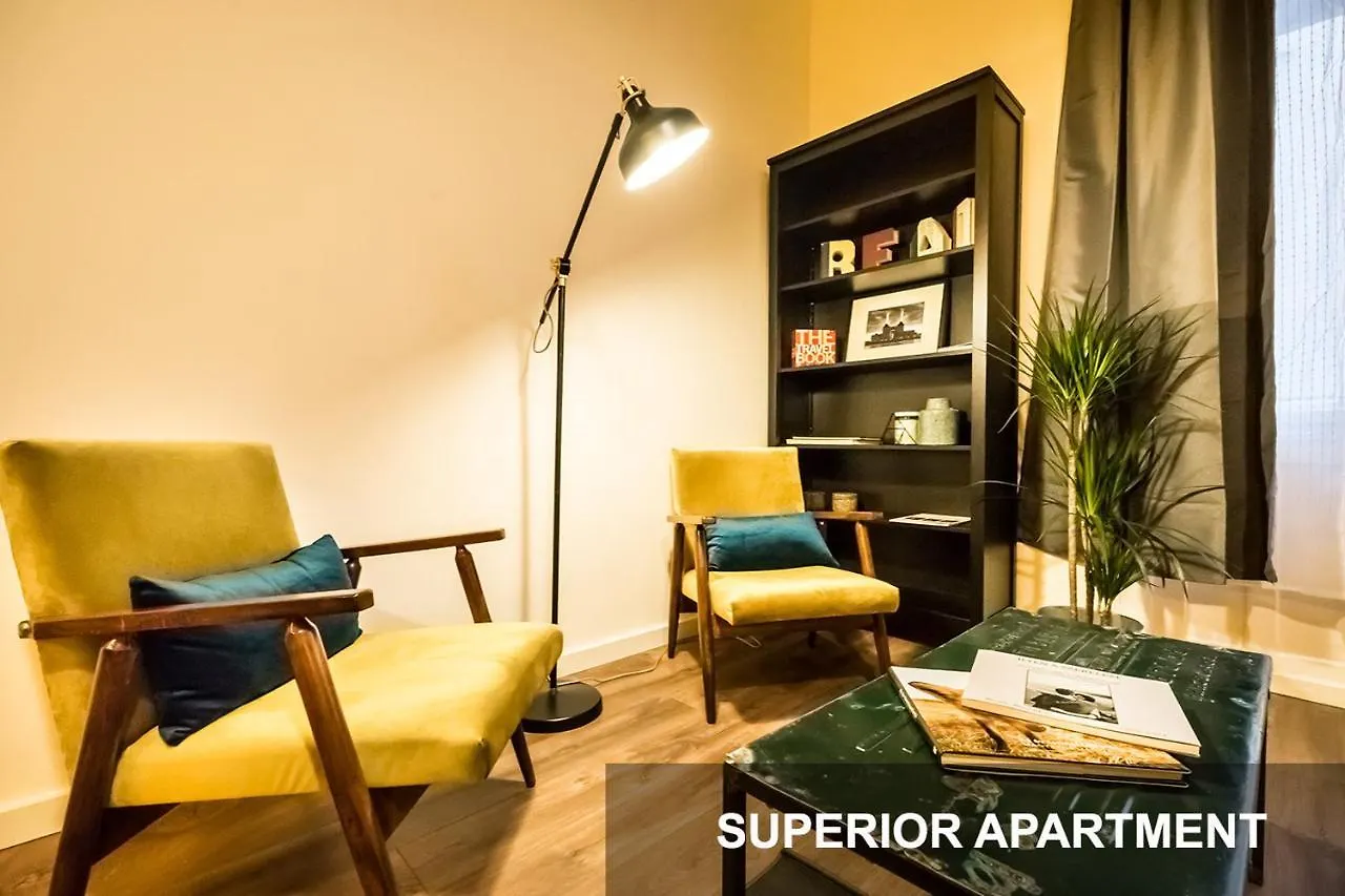 בודפשט Bpr Whistle Arts Industrial Apartment