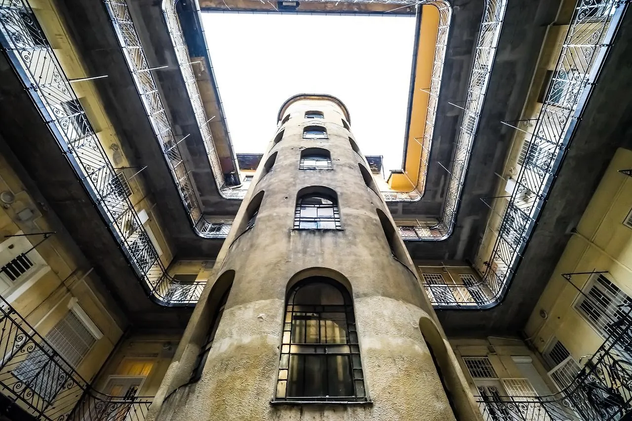 Bpr Whistle Arts Industrial Apartment Budapesta